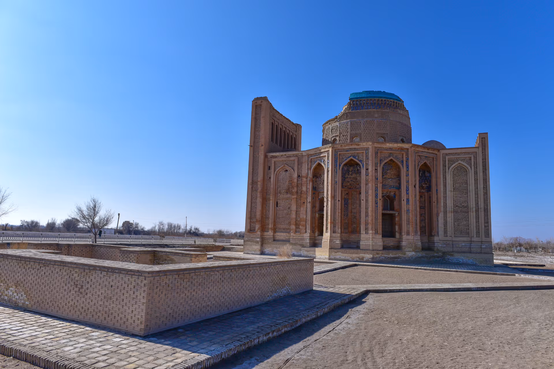 Turabek Khanum Mausoleum — The Jewel of Khorezm and the Princess of Legends